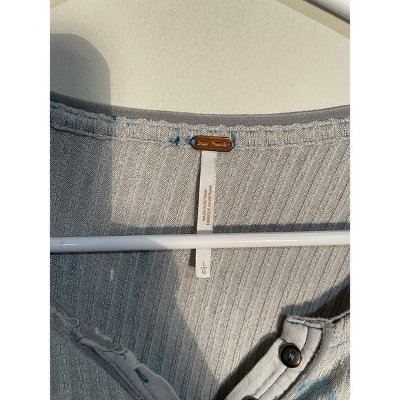 Free People Layer Me Long Sleeve Henley in Vintage Floral Size Large - Picture 10 of 11